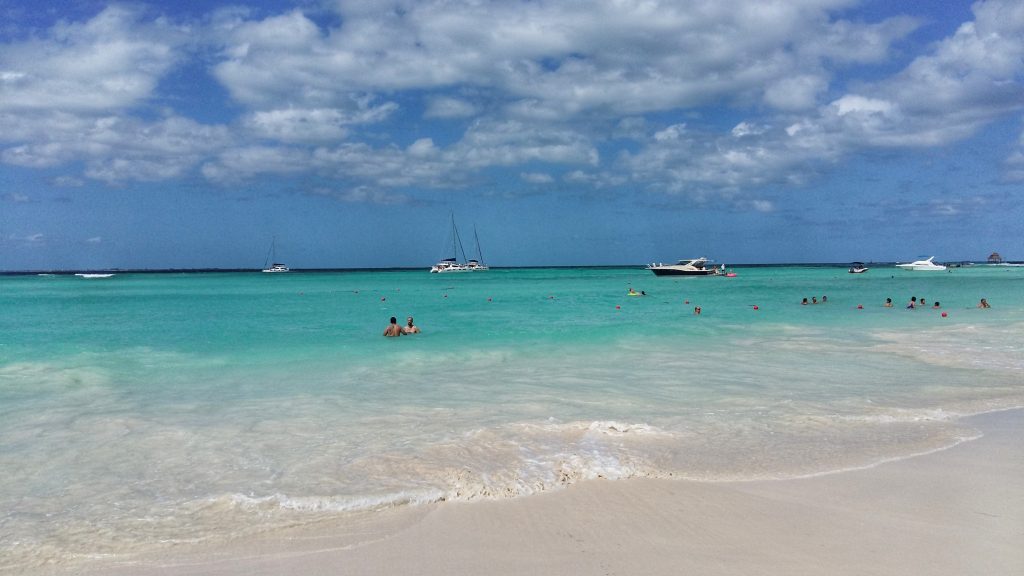 Mermaid Beach Hostel Cancun - The Beach at Isla Mujeres