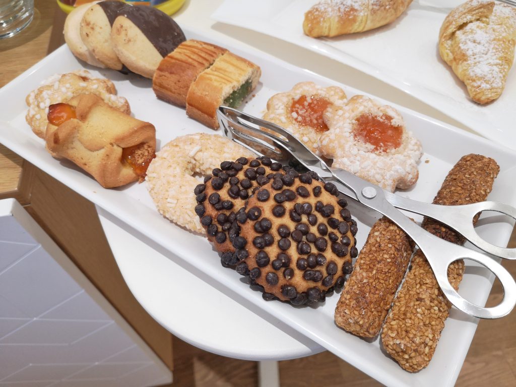 Delicious Treats from the local bakery for Breakfast at Kalamonjo Suite&Rooms