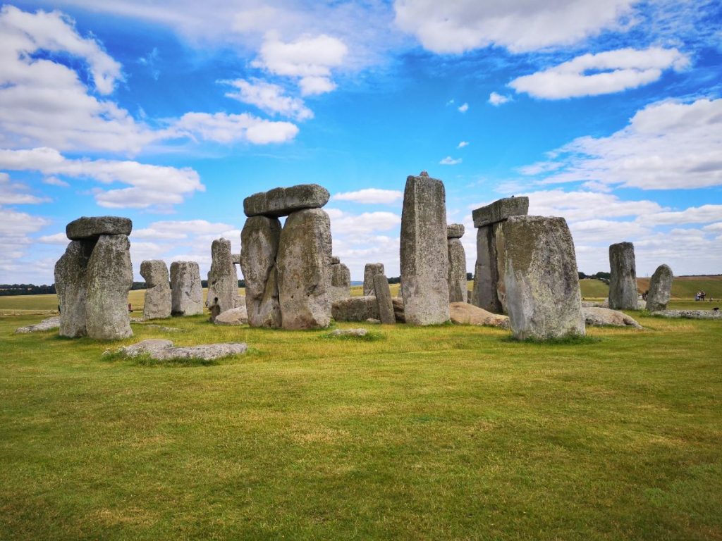 How to Visit Stonehenge for Free - The Stone Circle at Stonehenge