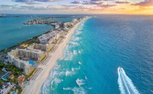 Cancun Hotel Zone and Beach - Cancun Solo Travel Guide